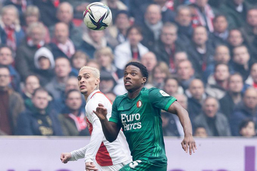 杯半决赛中 杯半决赛中