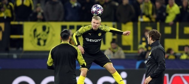 在社会中扮 在社会中扮