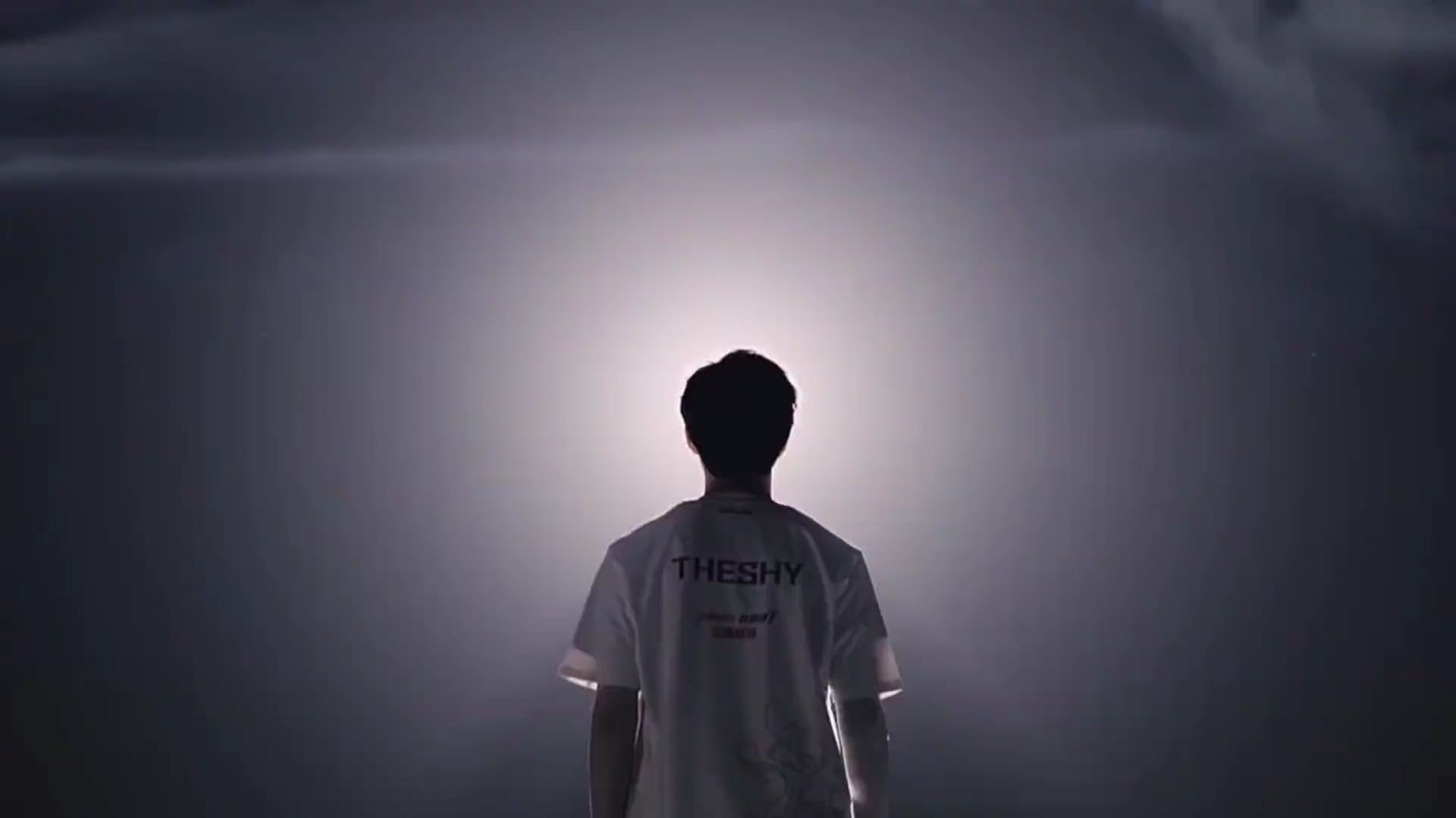 住了这个低 住了这个低